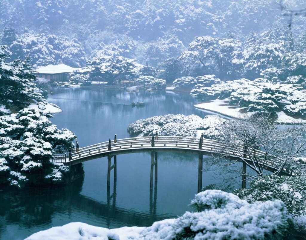 Ritsurin inverno lake giardini innevato paesi visitare insidejapan takamatsu shikoku volagratis