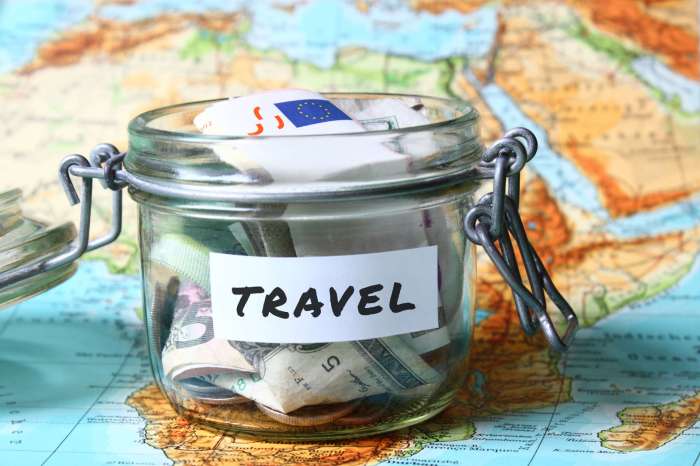 Wisata hemat ke luar negeri tanpa visa dan hotel murah