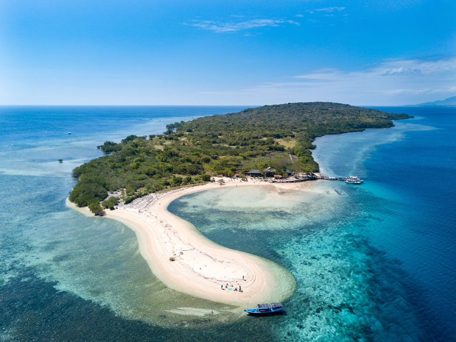 Perbandingan harga dan fasilitas snorkeling di Menjangan Island