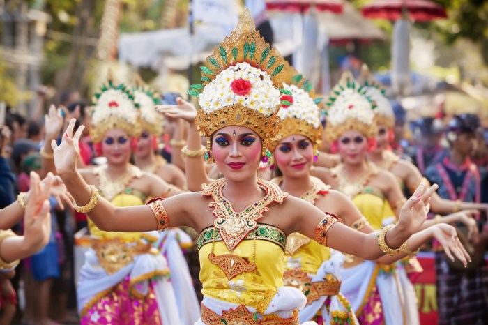 Pengalaman budaya yang otentik di kota besar Indonesia