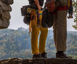 Persiapan Mental untuk Pendakian Gunung Pertama Kali Taklukkan Puncak, Taklukkan Diri