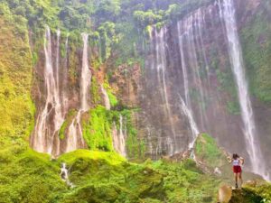 Air Terjun Tersembunyi Pengalaman Unik di Indonesia