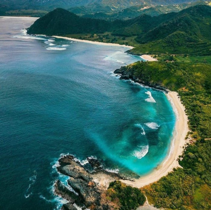 Pulau kecil di Lombok yang menawarkan keindahan bawah laut yang menakjubkan