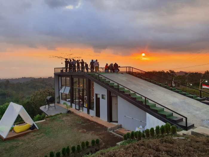 Tempat wisata edukasi kopi dan kerajinan tangan di Malang