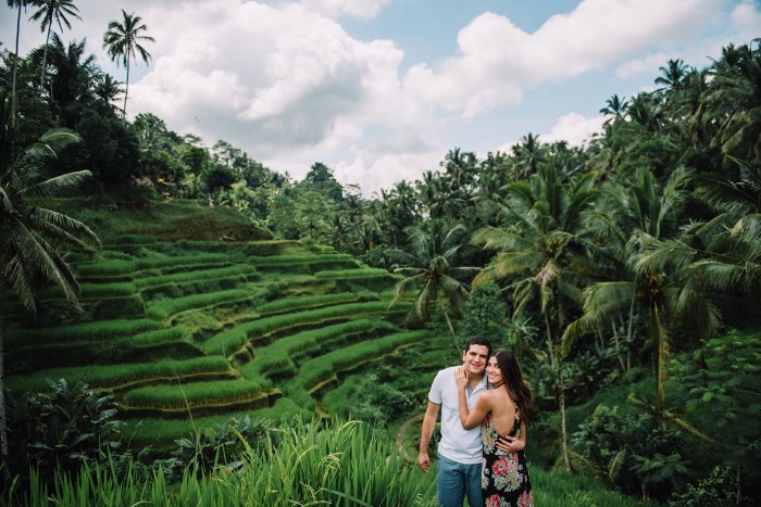 Lokasi bukit indah untuk prewedding dengan pemandangan sawah