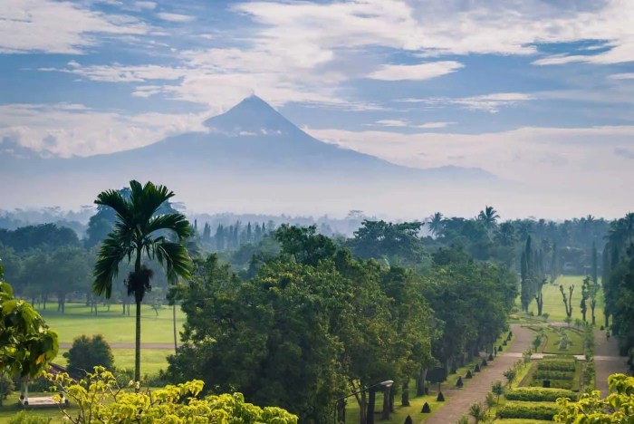 Jelajah bukit tersembunyi di jawa tengah yang masih alami