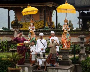 Memahami Makna di Balik Tradisi dan Ritual Budaya Indonesia