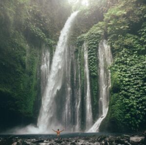 Air Terjun Tersembunyi yang Belum Terjamah di Asia Tenggara Petualangan Menuju Surga Tersembunyi