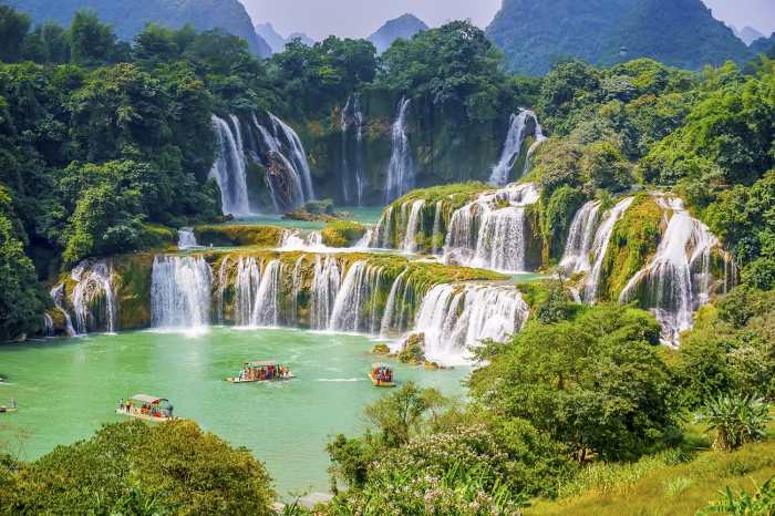 Waterfalls detian guangxi