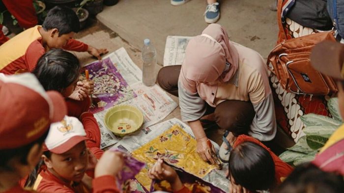 Tempat wisata edukasi anak di malang tentang kopi dan batik