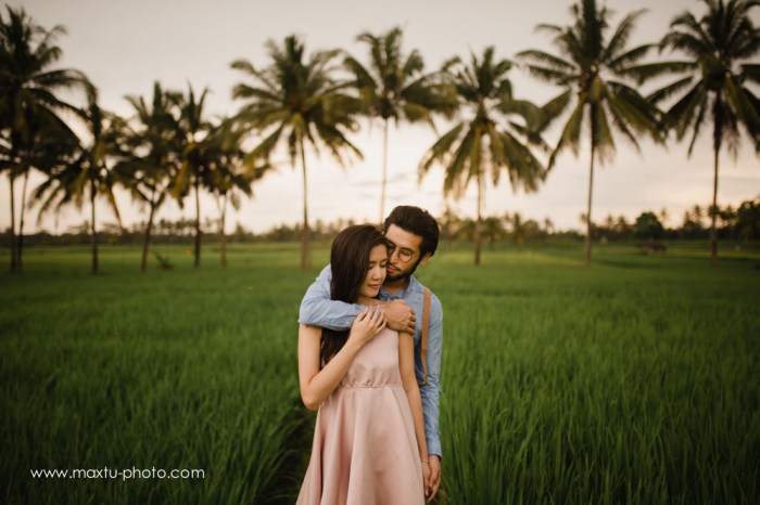 Lokasi bukit indah untuk prewedding dengan pemandangan sawah