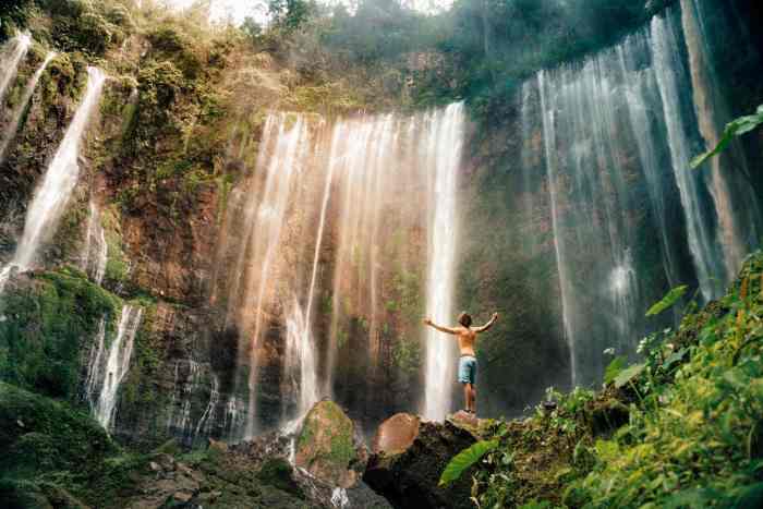 Air terjun tersembunyi yang menawarkan pengalaman unik di Indonesia