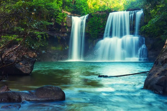 Air terjun tersembunyi di Papua yang masih terjaga keasriannya