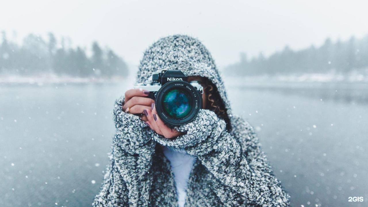 Snow photography winter tips getty sun improve mcvay ryan three people