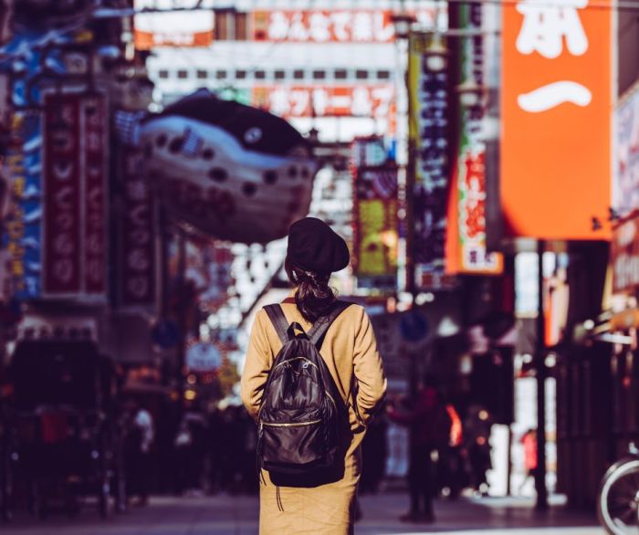 Cari akomodasi aman dan ekonomis di Jepang untuk wanita yang jalan-jalan sendirian