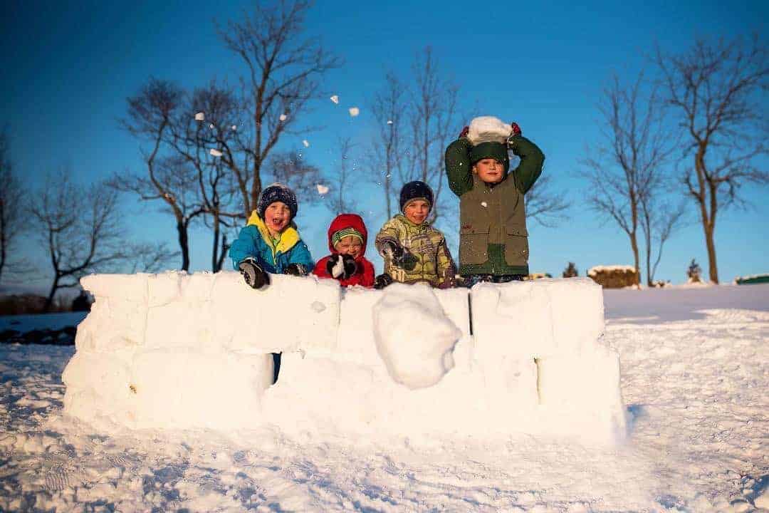 Aktivitas seru liburan winter selain bermain salju