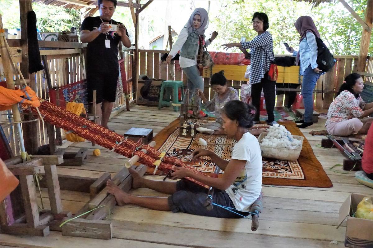 Pembiayaan dan pendanaan untuk pengembangan usaha ekonomi kreatif di sektor pariwisata