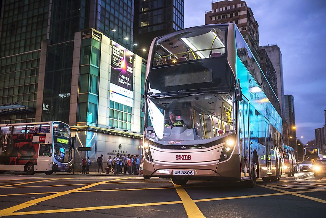 Mencari informasi tentang transportasi umum di negara asing